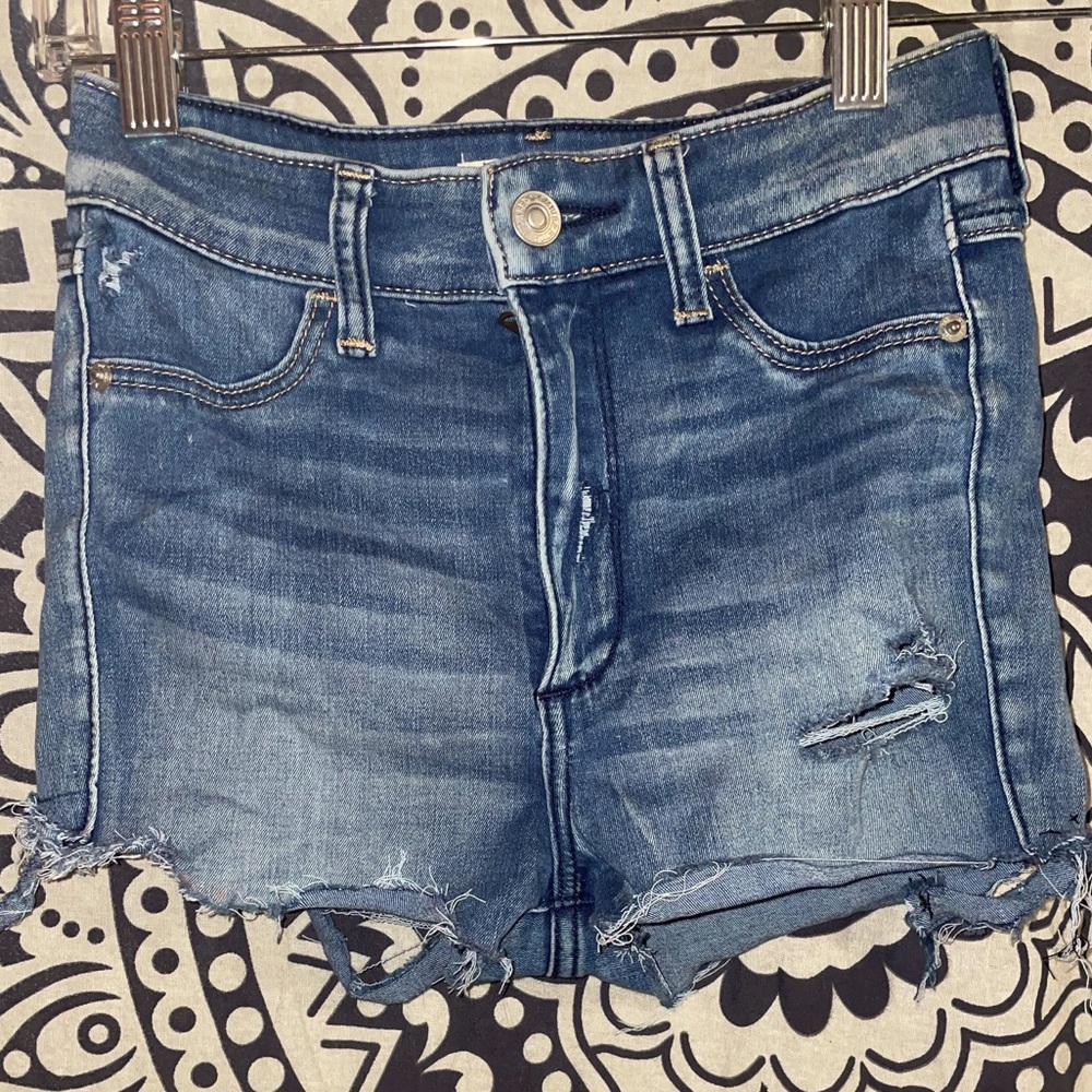 sexy ripped denim shorts